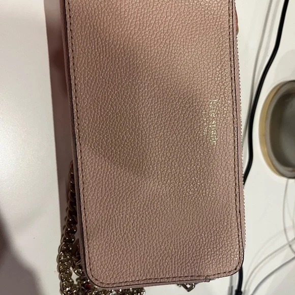 Nude pink Kate spade sling bag with chain detail - Picture 3 of 9